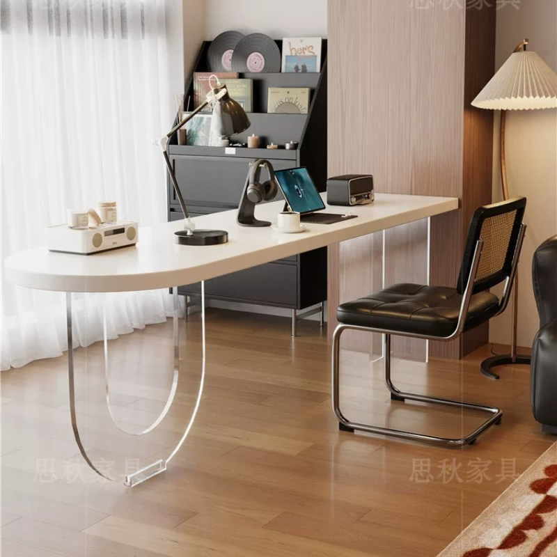 Bedroom Furniture - مكتب خشبي أبيض على الطراز الإيطالي،