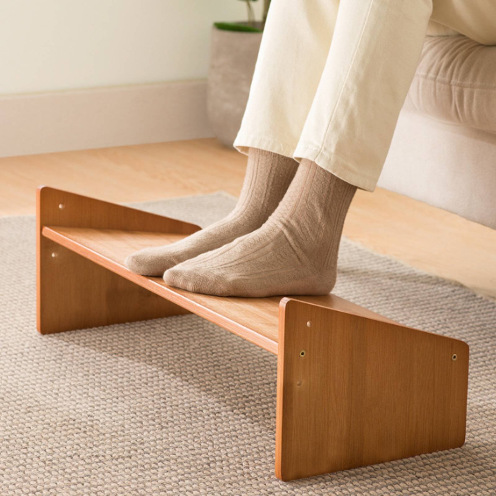 مسند قدم تحت المكتب بسطح واسع، - مراجعة Chairs وسعره